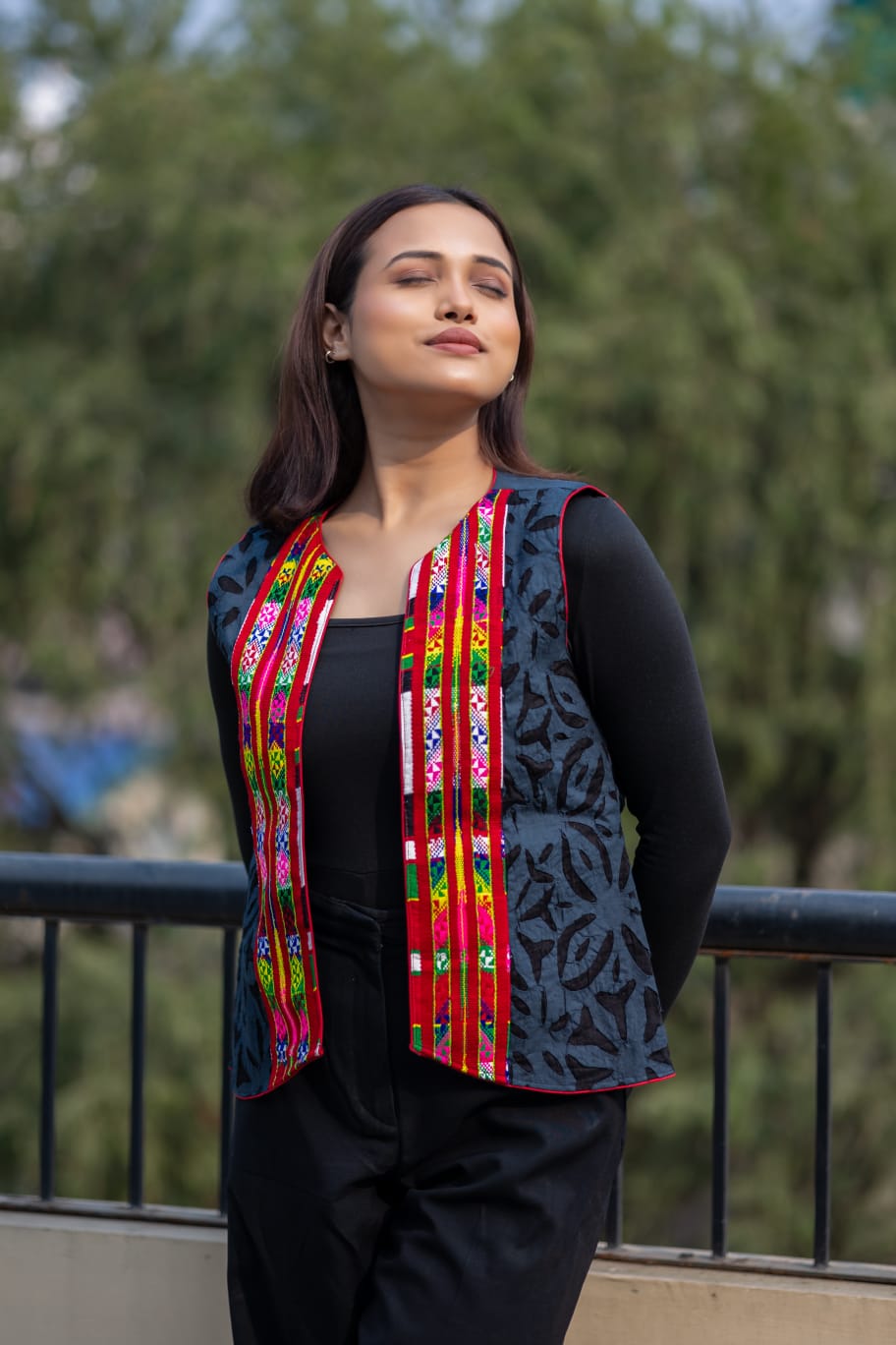 TRADITIONAL MIZO PATTERNED COTTON ETHNIC SHRUG